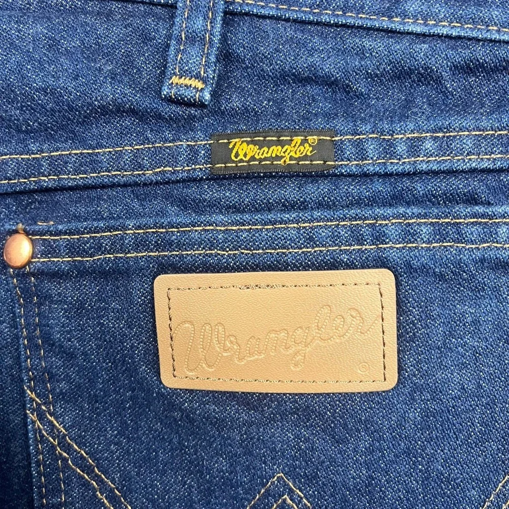 Wrangler cowboy cut Jeans Mens 36x36 Dark Wash Straight Leg Denim 13mwzw